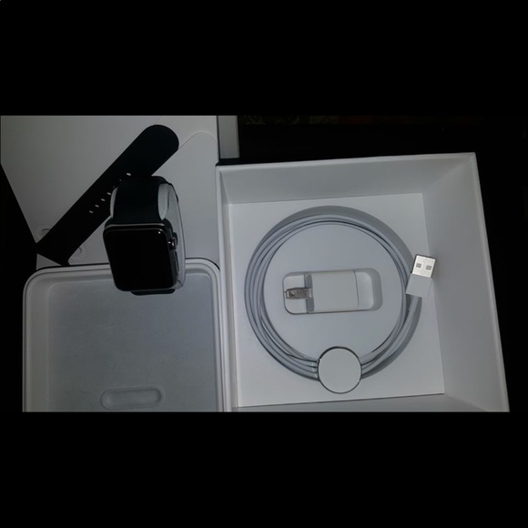 Apple Watch Series 1 - Picture 1 of 6